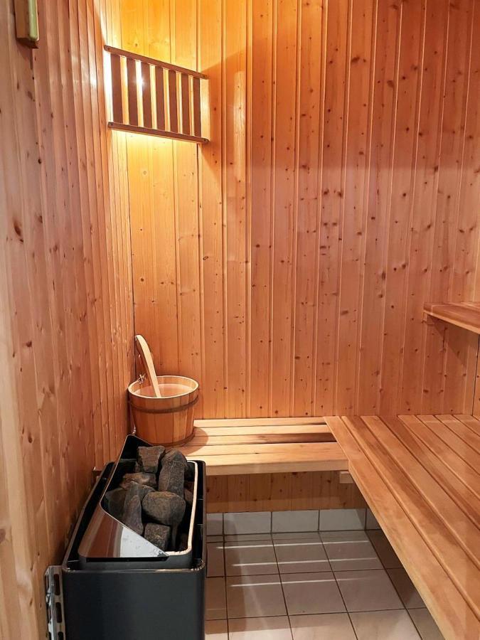 Das Puppenhaus, Reetdach, Sauna, Kamin, Eingezaeunt, Badewanne, Haustiere Willkommen Emmelsbull-Horsbull Bagian luar foto