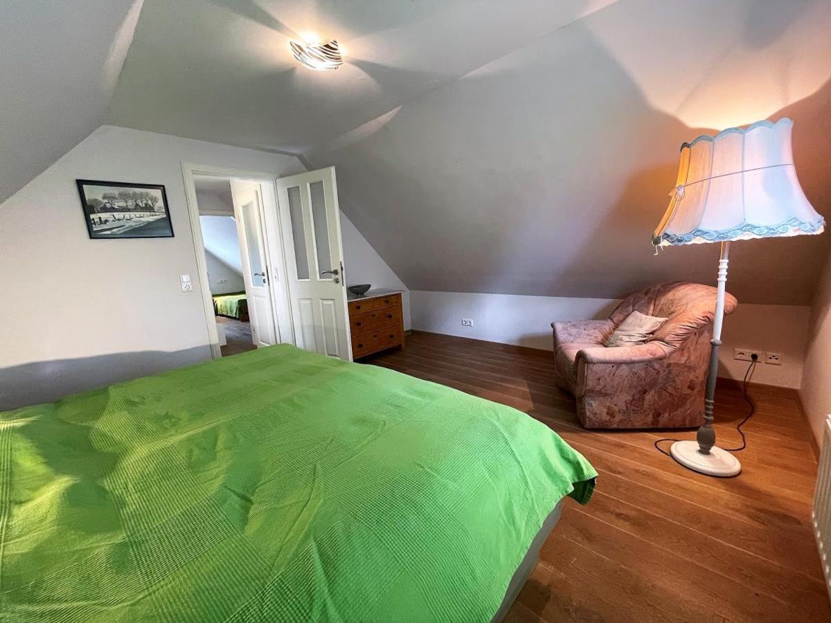 Das Puppenhaus, Reetdach, Sauna, Kamin, Eingezaeunt, Badewanne, Haustiere Willkommen Emmelsbull-Horsbull Bagian luar foto